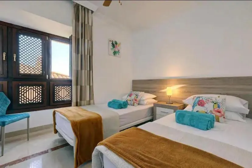 Spacious Villa Flamenco Riviera Del Sol Malaga